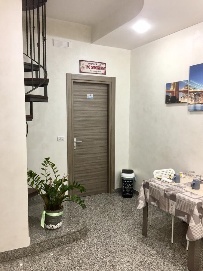 Charm Airport Bed & Breakfast Reggio Calabria Exterior photo