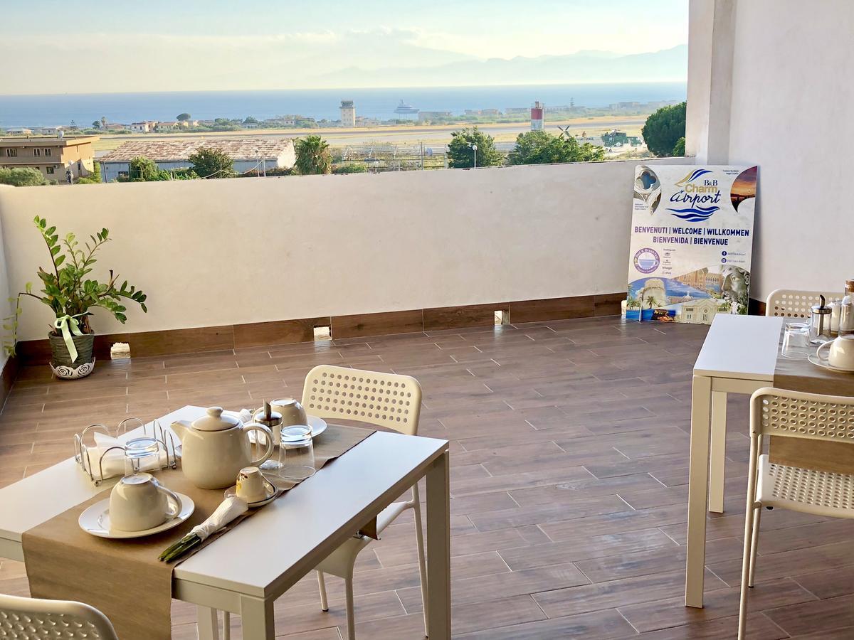 Charm Airport Bed & Breakfast Reggio Calabria Exterior photo